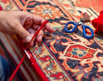 خدمات تخصصی و حرفه ای رفوی فرش در قالیشویی کلاردشت
